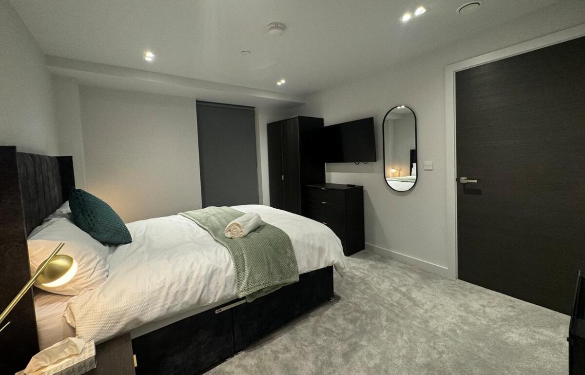 Modern 2-Bedroom Apartment In Heart Of Liverpool Exterior photo
